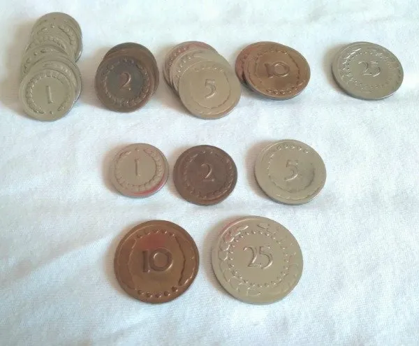 Set de monedas varias 1-2-5-10-25 (25 unidades)